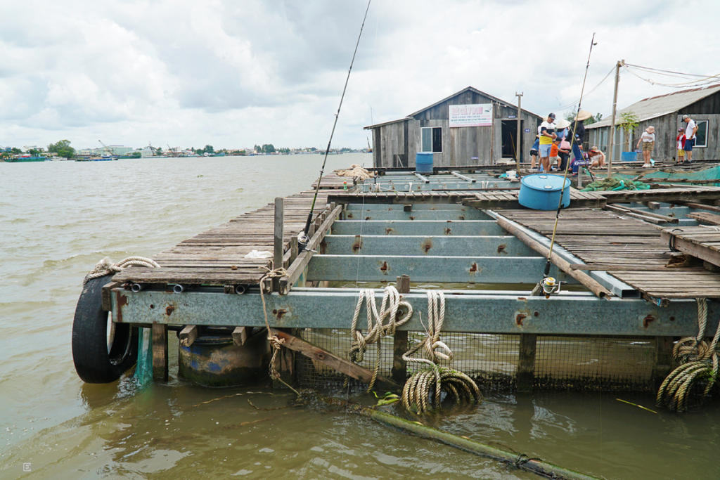 bè cá bảy bon cồn sơn