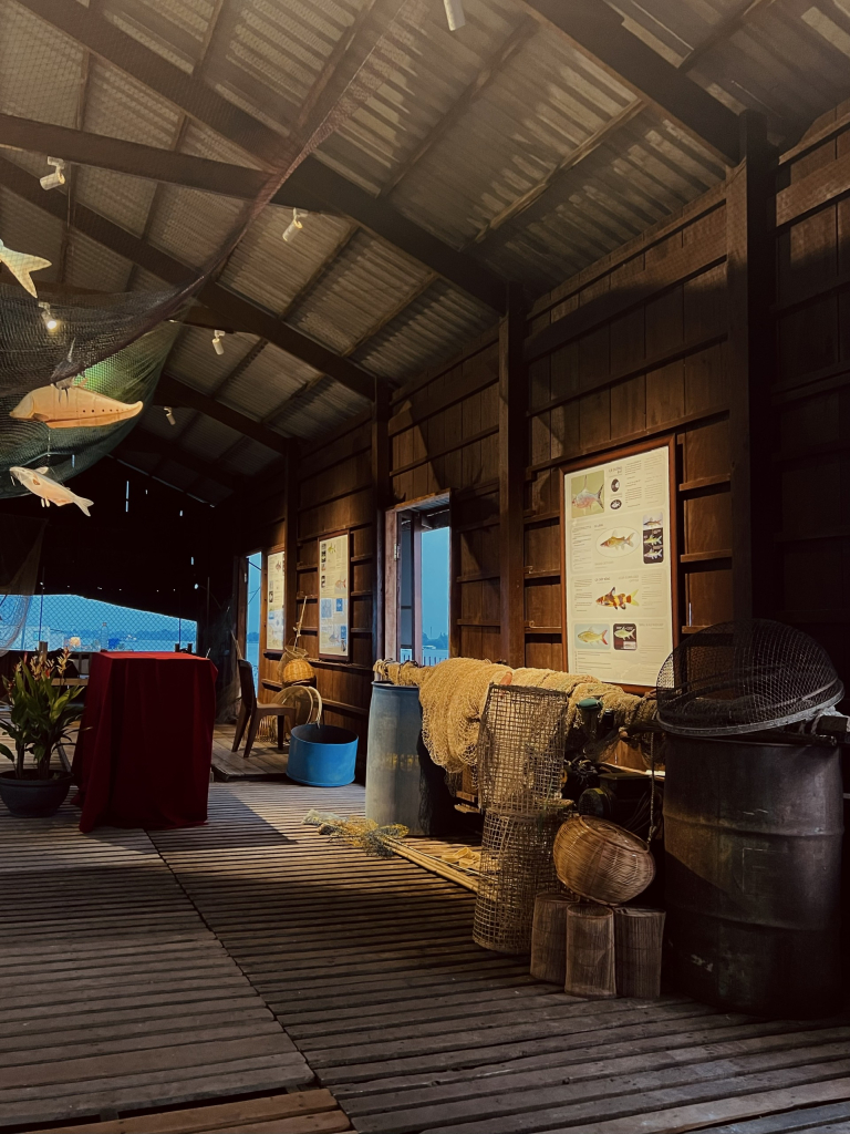 Khánh thành Phòng Thông tin nghề cá trên sông Hậu tại bè cá Bảy Bon1